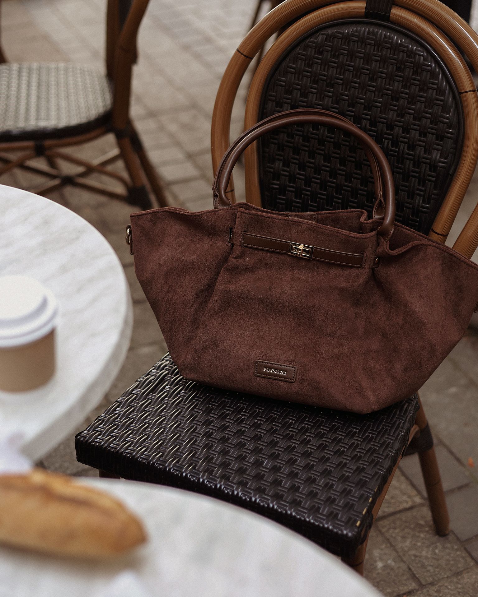 Dámská taška z ekologického zamšu hnědá