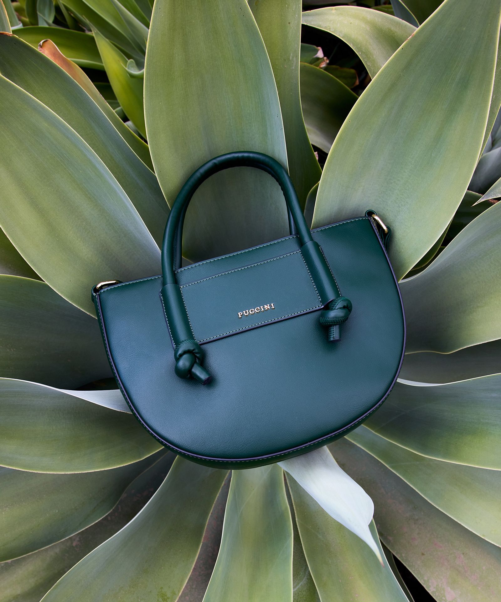 Dámská malá crossbody kabelka s uchy z ekologické kůže tmavě zelená