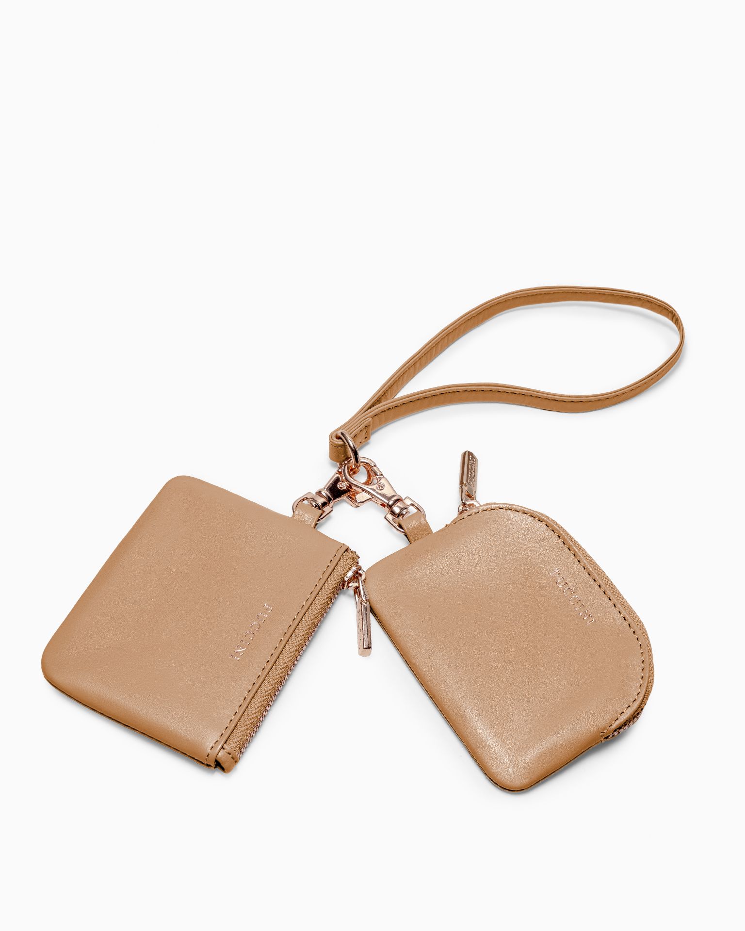 Přívěsek na klíče z přírodní kůže hnědý