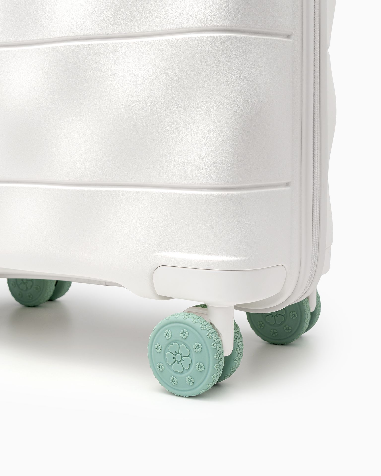 Ochranné kryty na kole kufru zelené